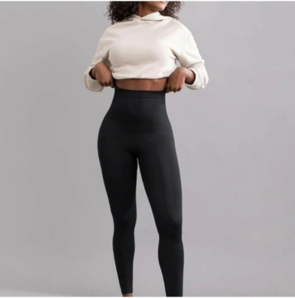 Shapermint Empetua® High Waisted Black Shaping Leggings size Medium NWOT